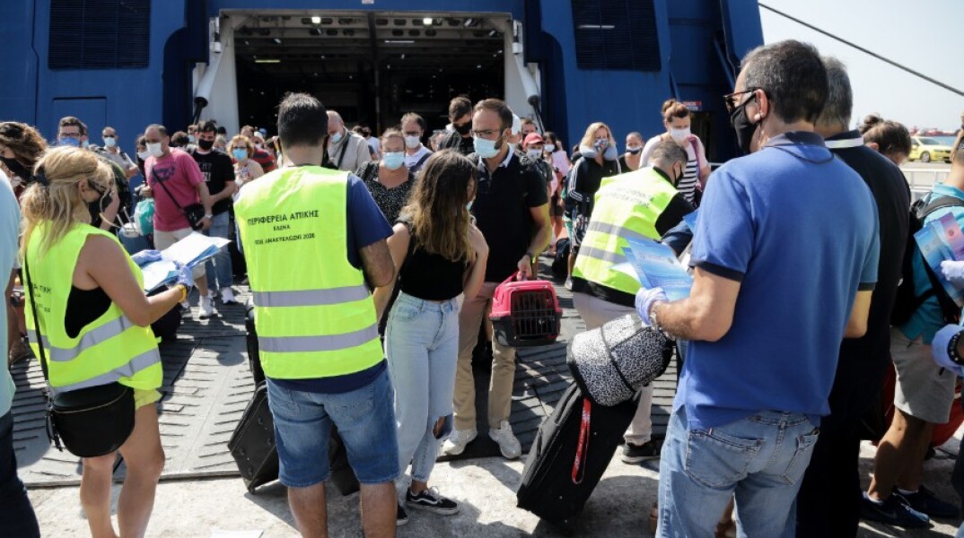 Κορωνοϊός: Δειγματοληπτικοί έλεγχοι σε Πειραιά και Ραφήνα