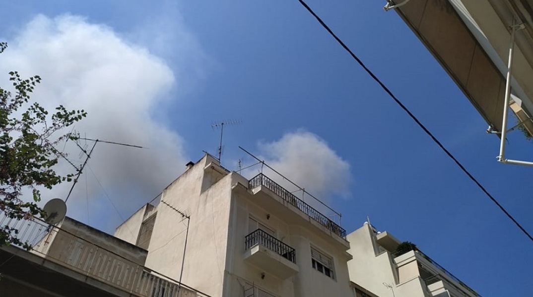 Φωτιά σε διαμέρισμα στην Κυψέλη