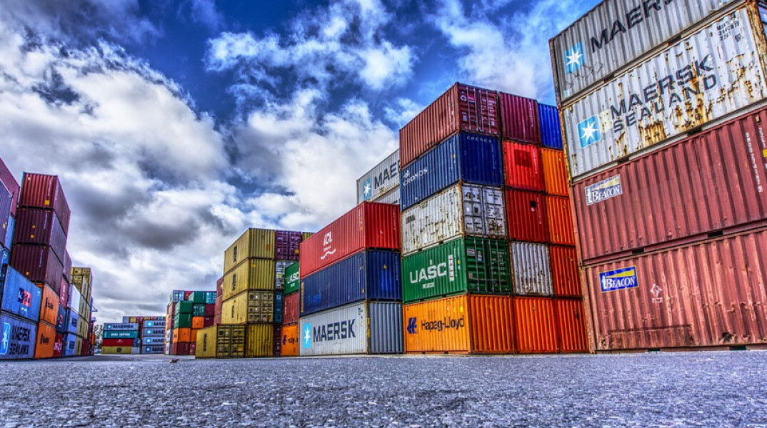 Για πρώτη φορά μετά από 20 χρόνια ΗΠΑ και ΕΕ κατέληξαν σε συμφωνία για τη μείωση δασμών στις εξαγωγές