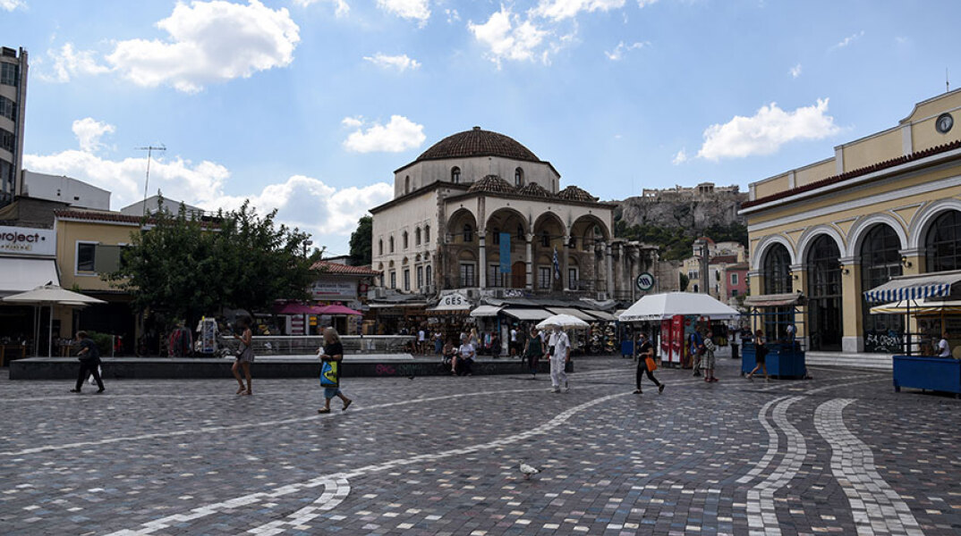 Πάνω από τη μονάδα ο δείκτης R0 του κορωνοϊού