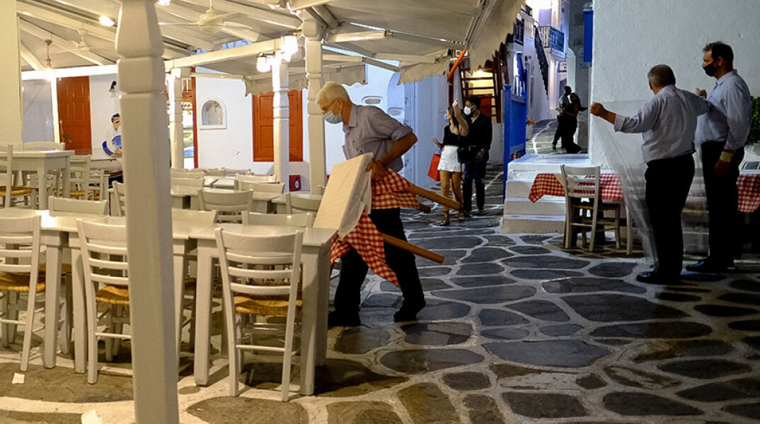 Μύκονος - Νέα περιοριστικά μέτρα για τον κορωνοϊό: Κλείσιμο των καταστημάτων στην εστίαση μετά τα μεσάνυχτα