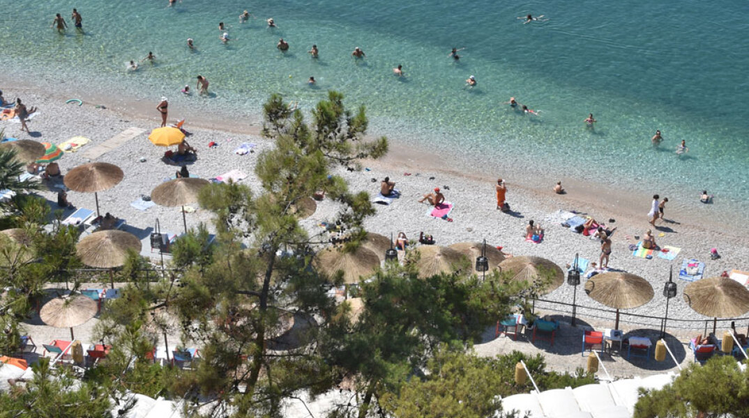 ΑΡΓΟΛΙΔΑ-ΚΑΛΟΚΑΙΡΙΝO ΣΤΙΓΜΙΟΤΥΠO ΣΤΗ ΠΑΡΑΛΙ Α ΤΗΣ ΑΡΒΑΝΙΤΙΑΣ ΣΤΟ ΝΑΥΠΛΙΟ