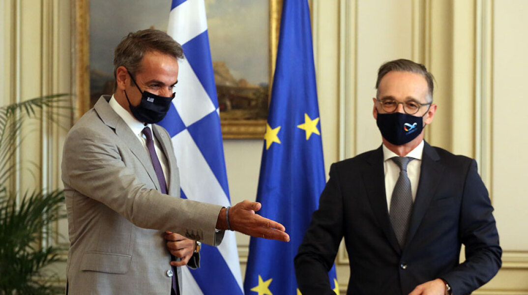 Ο πρωθυπουργός Κυριάκος Μητσοτάκης υποδέχεται τον υπουργό Εξωτερικών της Γερμανίας Χάικο Μάας 