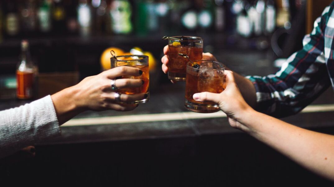 Το Mataroa Gin και 3 κορυφαία bar στέκονται δίπλα στο Λίβανο