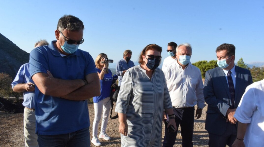 Η υπουργός πολιτισμού, Λίνα Μενδώνη, στις Μυκήνες