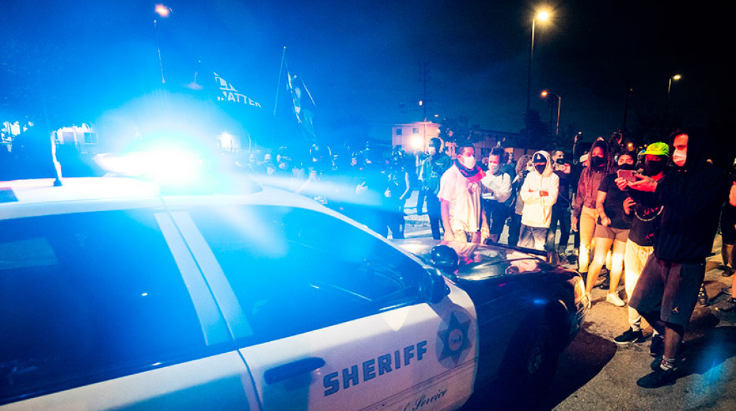 Ένας μαύρος σκοτώθηκε από την Αστυνομία στο Λος Αντζελες