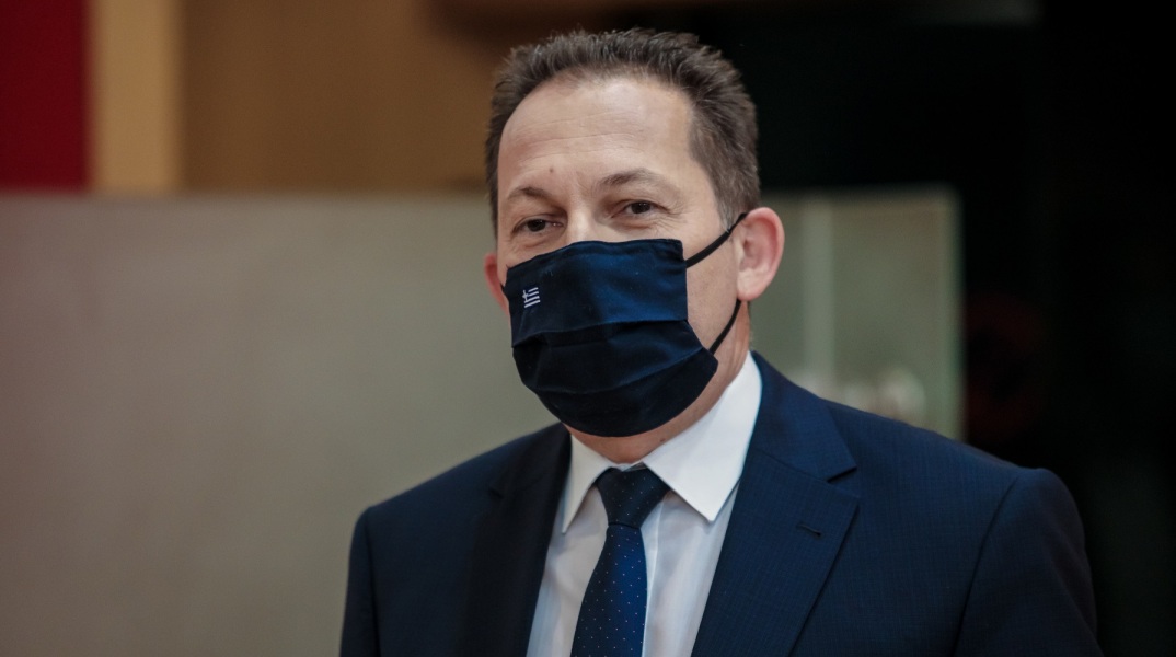 Τις επαναλαμβανόμενες προκλήσεις της τουρκικής πλευράς, αλλά και τις πληροφορίες περί μετακίνησης τουρκικών στρατευμάτων στην Ανδριανούπολη σχολίασε ο κυβερνητικός εκπρόσωπος Στέλιος Πέτσας. 