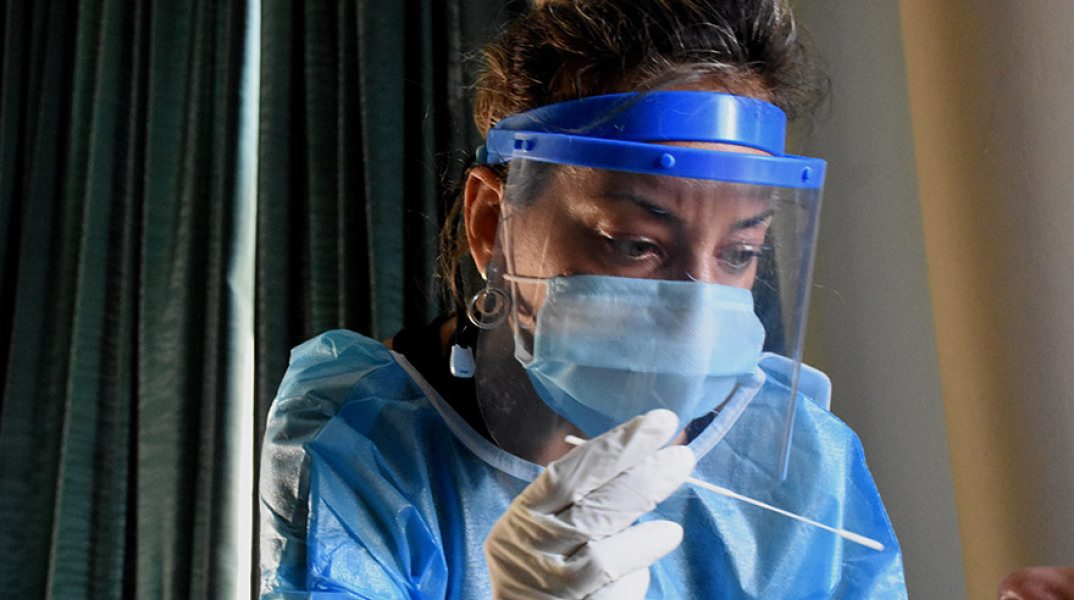 Δειγματοληπτικούς ελέγχους για τον SARS COVID-19 