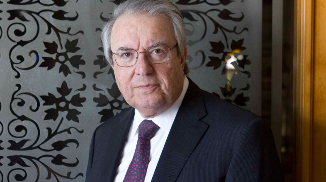 Γιώργος Μπαμπινιώτης