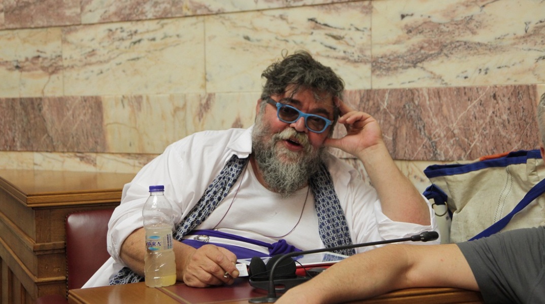 Σταμάτης Κραουνάκης