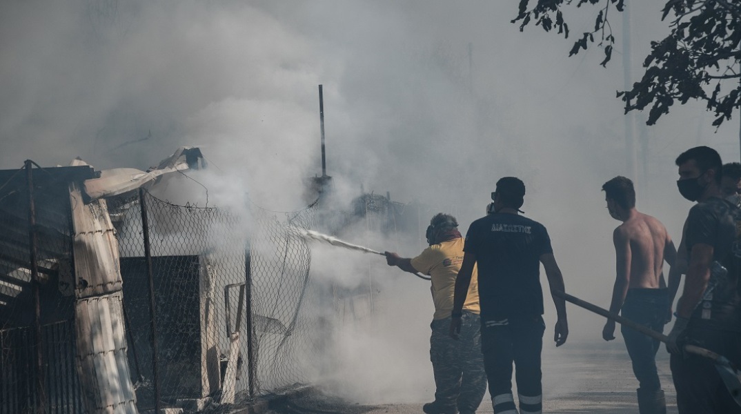 Πυρκαγιά στην Κερατέα