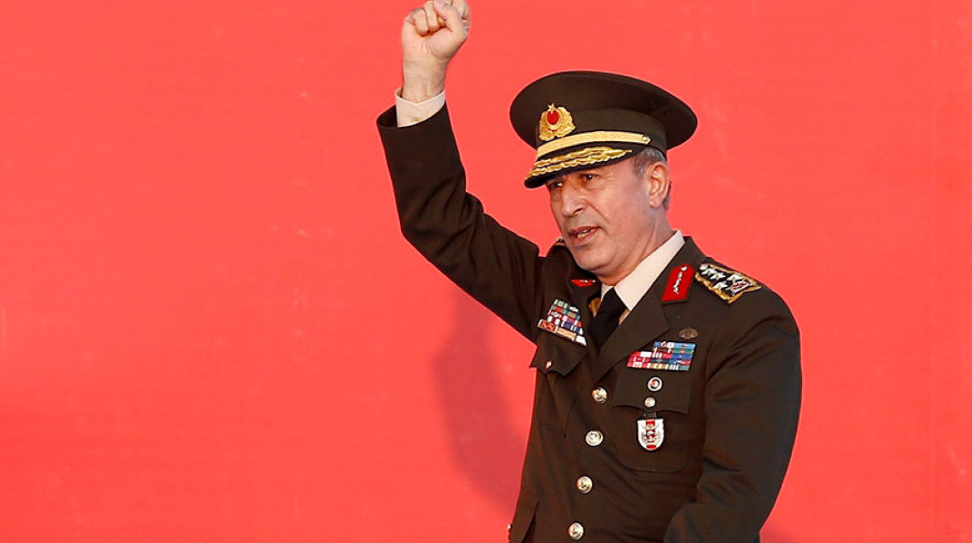 Ο υπουργός Άμυνας της Τουρκίας Χουλουσί Ακάρ 