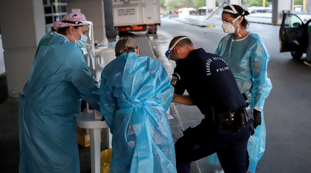 Στιγμιότυπο από το Τελωνείο της Κακαβιάς στα ελληνοαλβανικά σύνορα 