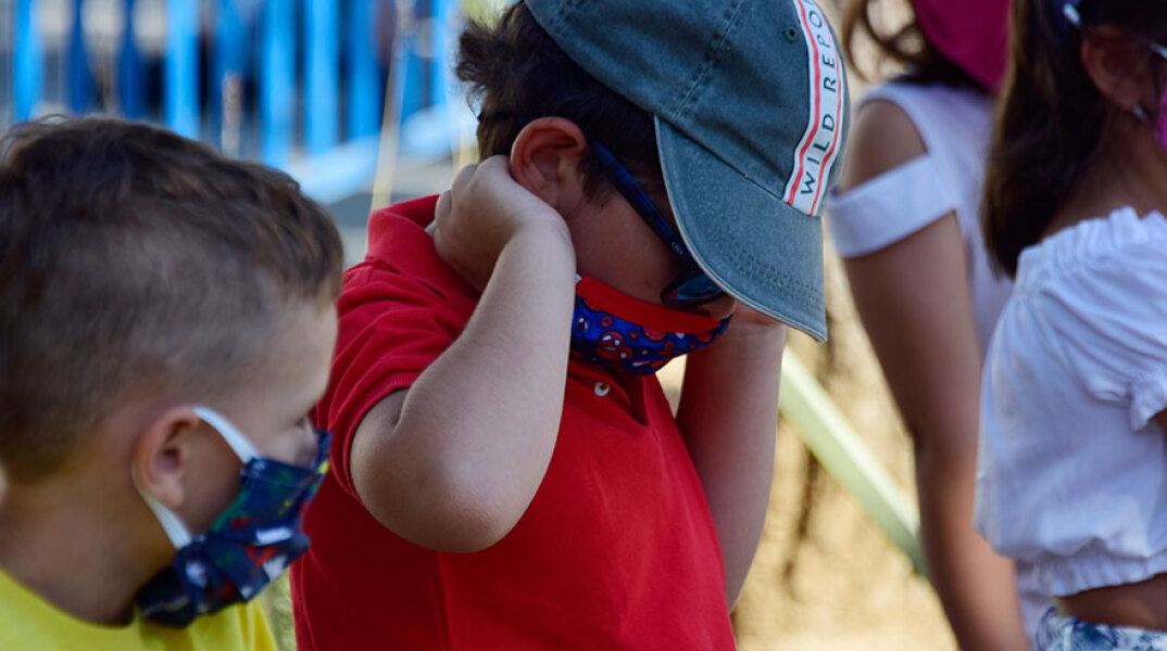 Μάσκες στα σχολεία