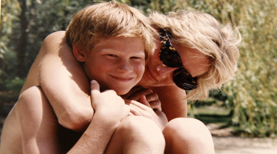 10 φωτογραφίες του «μικρού πρίγκιπα» Χάρι