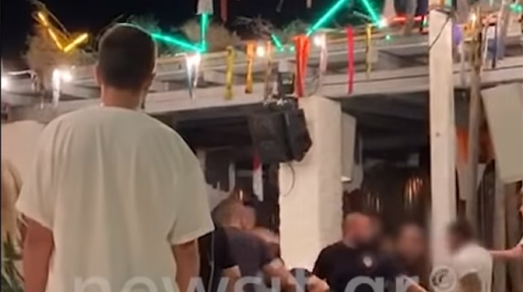 Καβγάς θαμώνων σε μπαρ στη Βάρκιζα