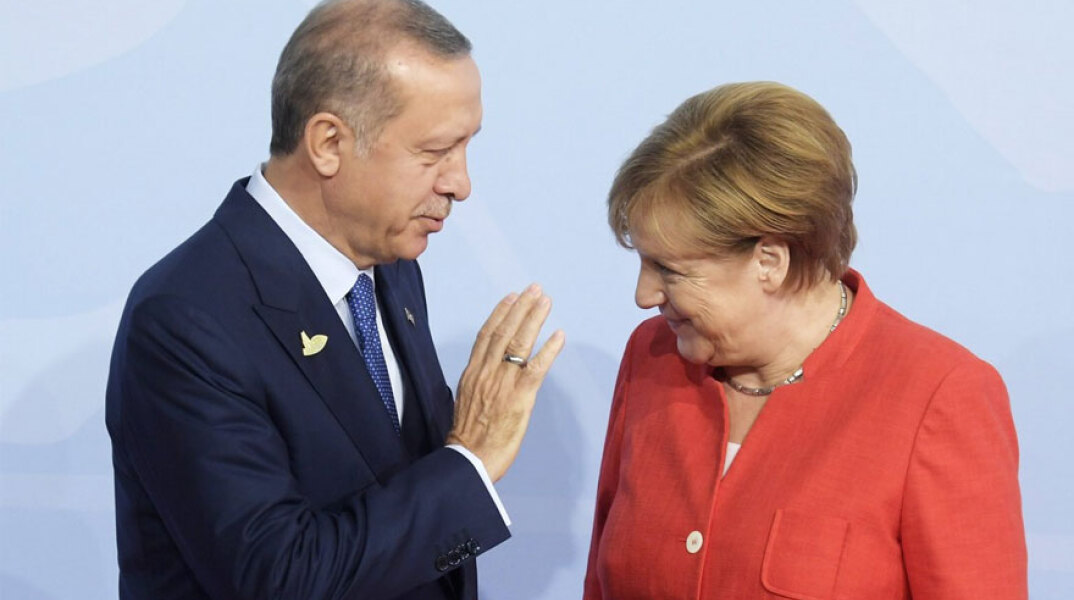 Ο Ρετζέπ Ταγίπ Ερντογάν και η Άνγκελα Μέρκελ