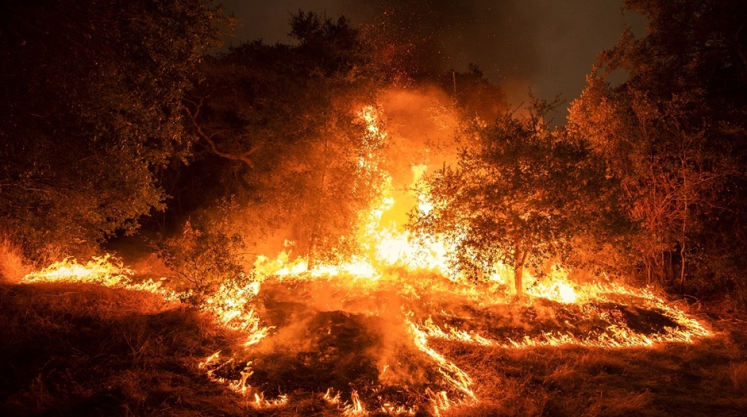 Φονικές πυρκαγιές στις ΗΠΑ