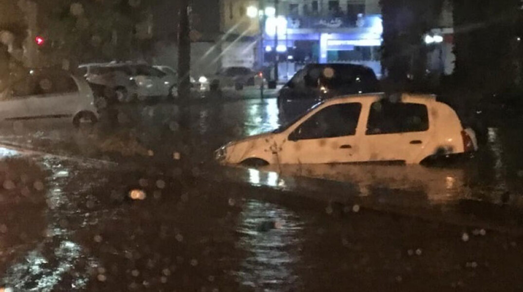 Πλημμύρες στο Ηράκλειο Κρήτης από την κακοκαιρία «Ιανός»