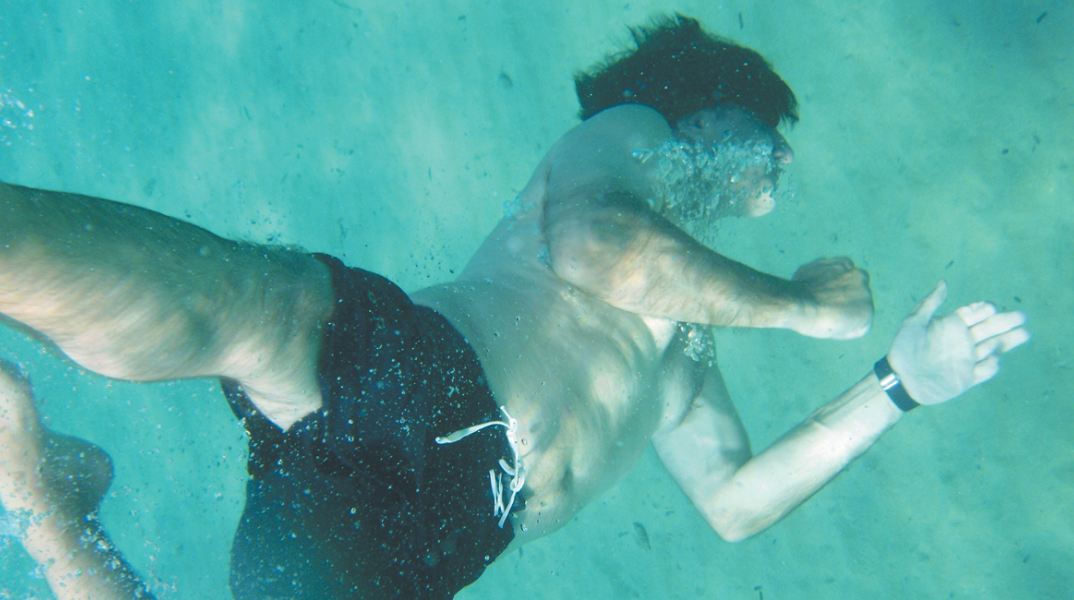 Η Πάρος του Άκη Σακελλαρίου