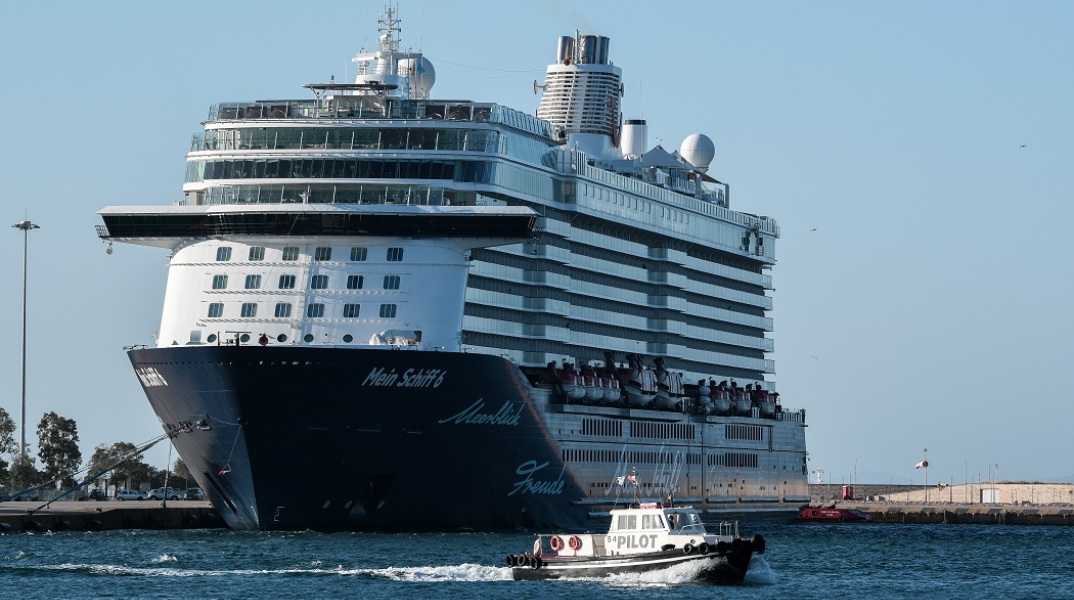Το κρουαζιερόπλοιο Mein Schiff 6