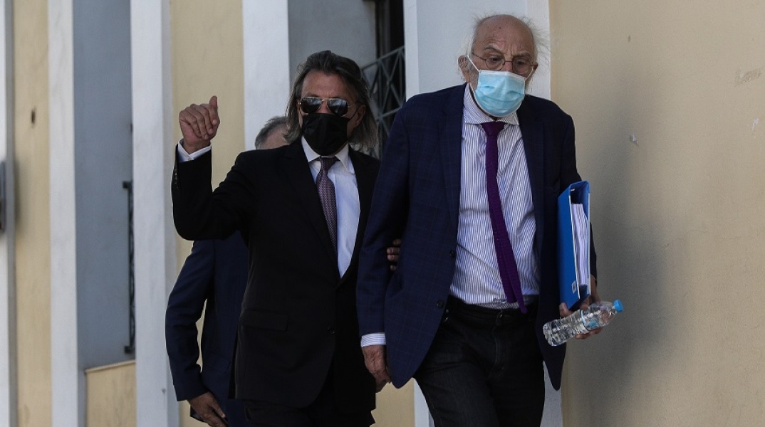 Ψινάκης - Λυκουρέζος