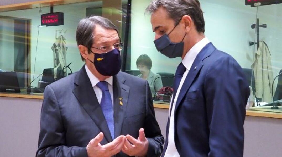 mitsotakis-anastasiadis.jpg