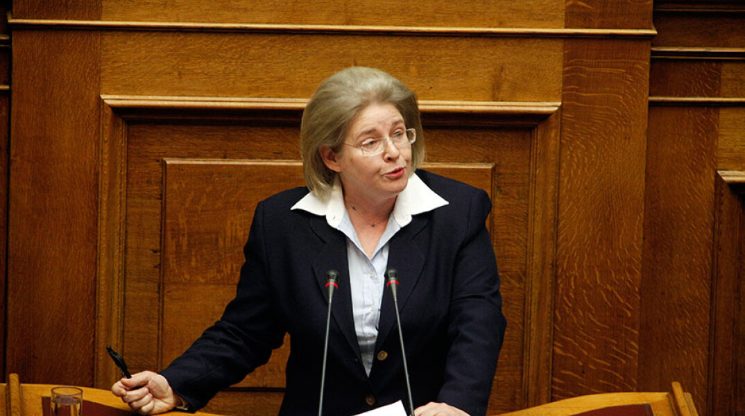 Ελένη Ζαρούλια