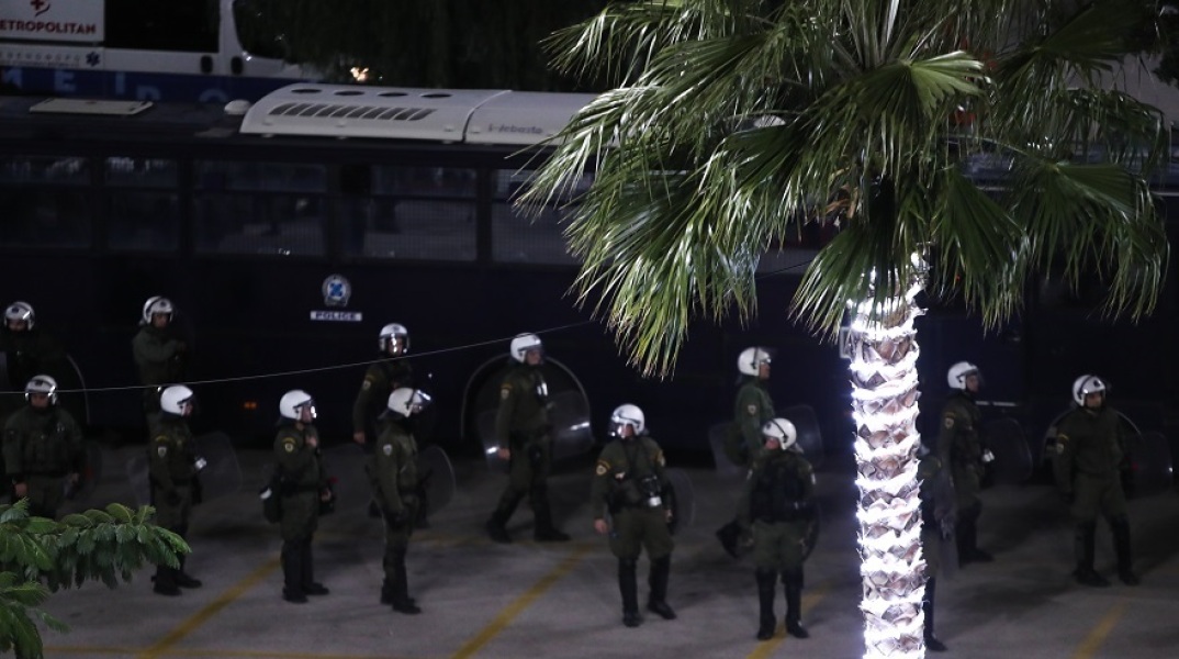 Δυνάμεις των ΜΑΤ