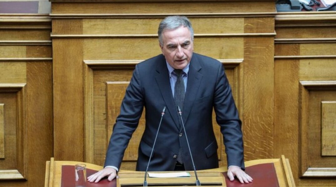 Ο Σταύρος Καλαφάτης