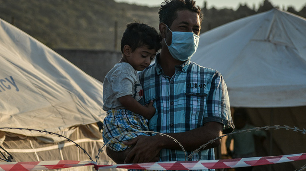 ΣΤΙΓΜΙΟΤΥΠΑ ΑΠΟ ΤΟΝ ΠΡΟΣΩΡΙΝΟ ΚΑΤΑΥΛΙΣΜΟ ΦΙΛΟΞΕΝΙΑΣ ΠΡΟΣΦΥΓΩΝ ΚΑΙ ΜΕΤΑΝΑΣΤΩΝ ΣΤΟ ΚΑΡΑ ΤΕΠΕ ΛΕΣΒΟΥ