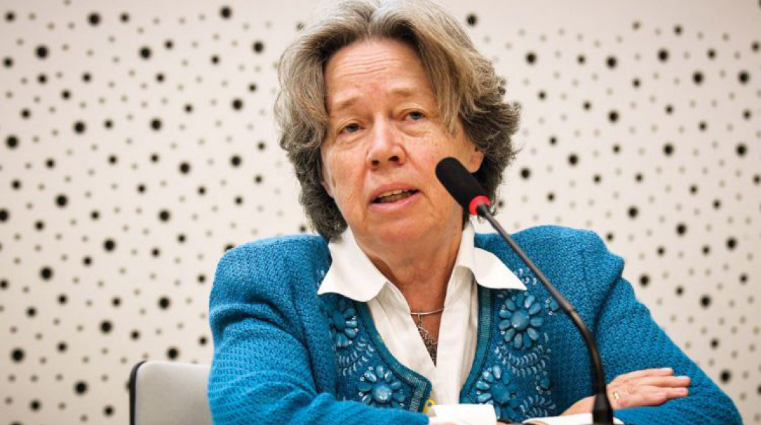 Αθηνά Λινού 