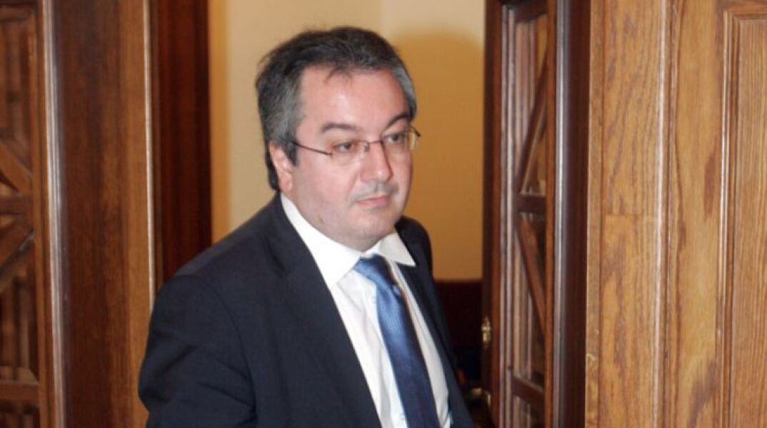 Ηλίας Μόσιαλος 