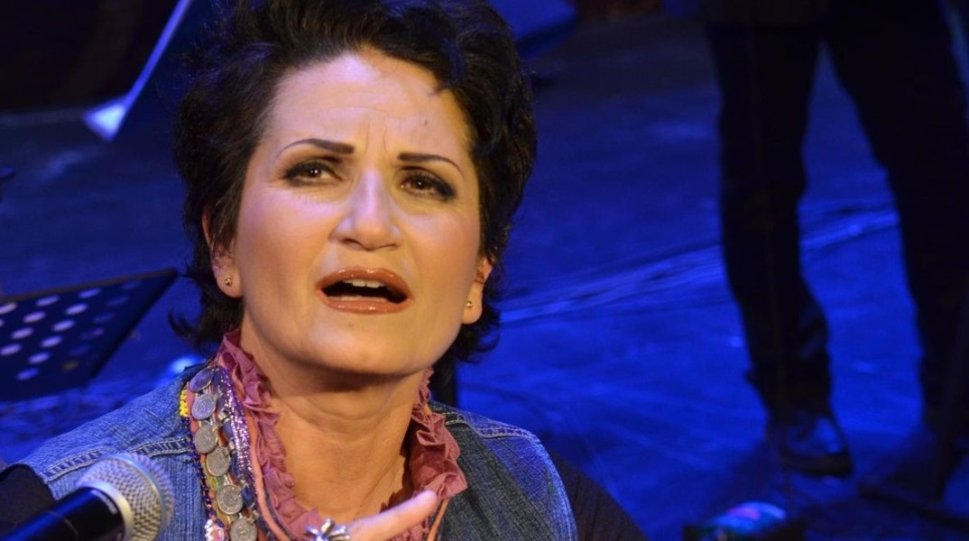 H τραγουδίστρια Άλκηστις Πρωτοψάλτη