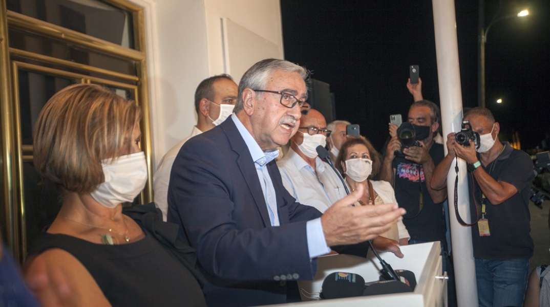 Μουσταφά Ακιντζί 