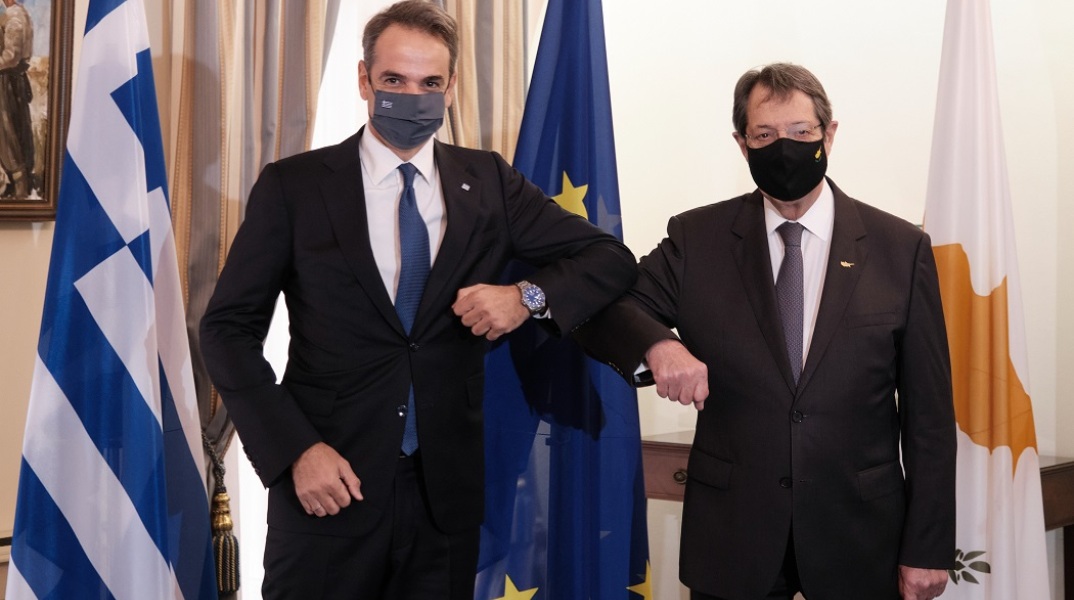 Ο Κυριάκος Μητσοτάκης και ο Νίκος Αναστασιάδης 