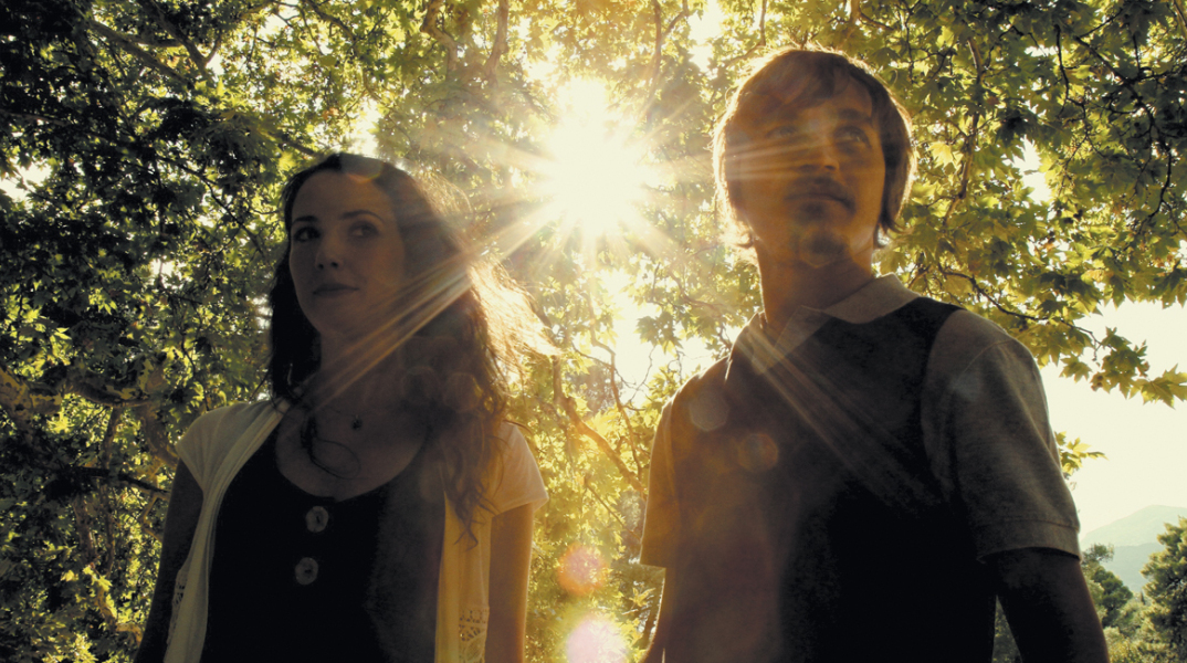 Οι Moa Bones αναζητούν το φως