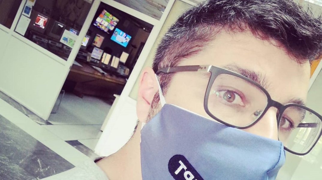 Ο δημοσιογράφος Λάμπρος Κωνσταντάρας