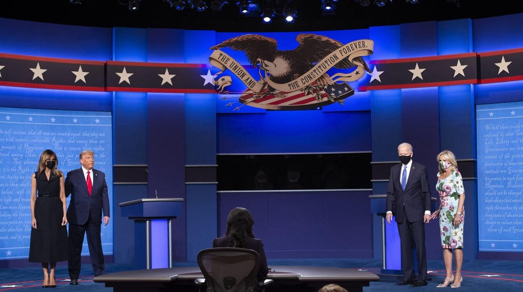 Ο Ντόναλντ Τραμπ και ο Τζο Μπάιντεν στο δεύτερο debate για την προεδρία των ΗΠΑ