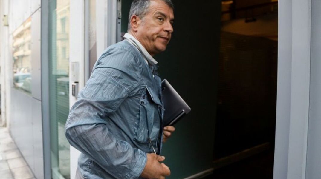 Σταύρος Θεοδωράκης 