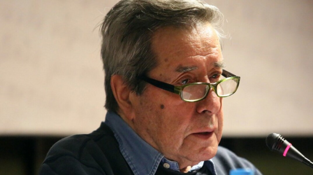 Ο Πέτρος Κουναλάκης