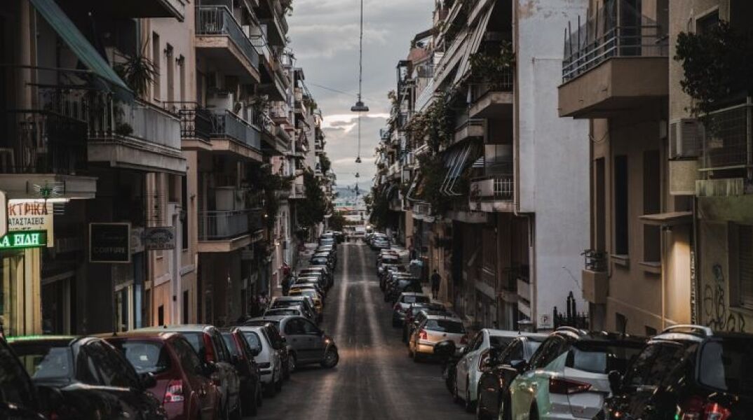 Αυτοκίνητα - Αθήνα