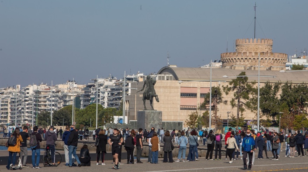 Θεσσαλονίκη - Ουρές για rapid τεστ