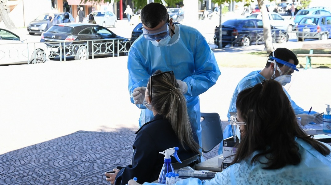 Rapid Tests από κλιμάκια του ΕΟΔΥ