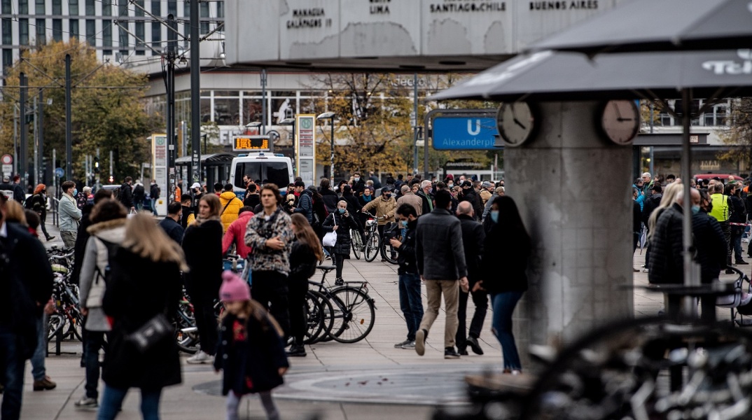 Το lockdown του Νοεμβρίου θα έχει βαριές επιπτώσεις στην οικονομία της Γερμανίας, σύμφωνα με Γερμανικό Ινστιτούτο Οικονομικής Έρευνας 