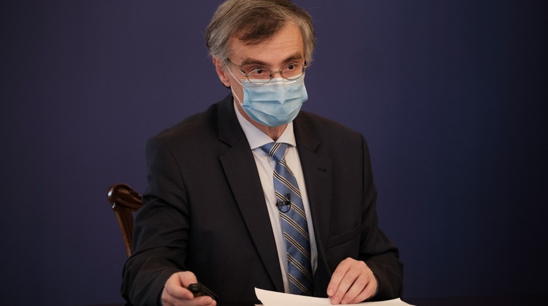 Ο λοιμωξιολόγος Σωτήρης Τσιόδρας