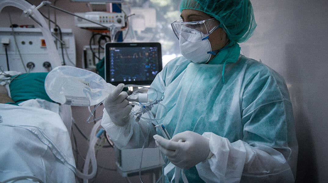 Εικόνα από την Εντατική στο νοσοκομείο «Σωτηρία»