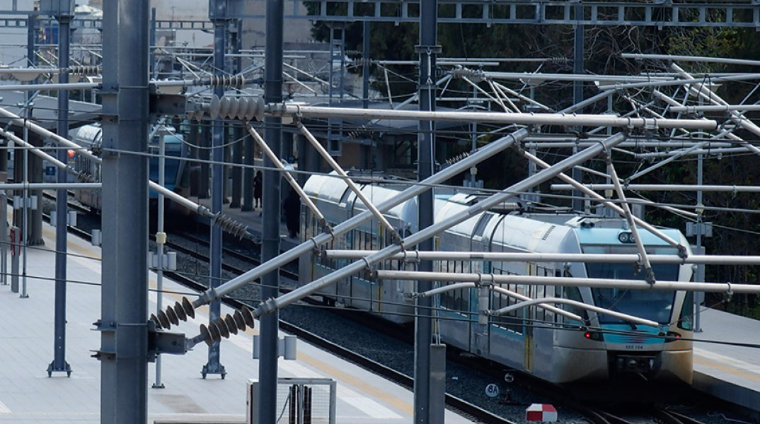ΣΤΑΘΜΟΣ ΛΑΡΙΣΗΣ ΤΟΥ ΟΣΕ