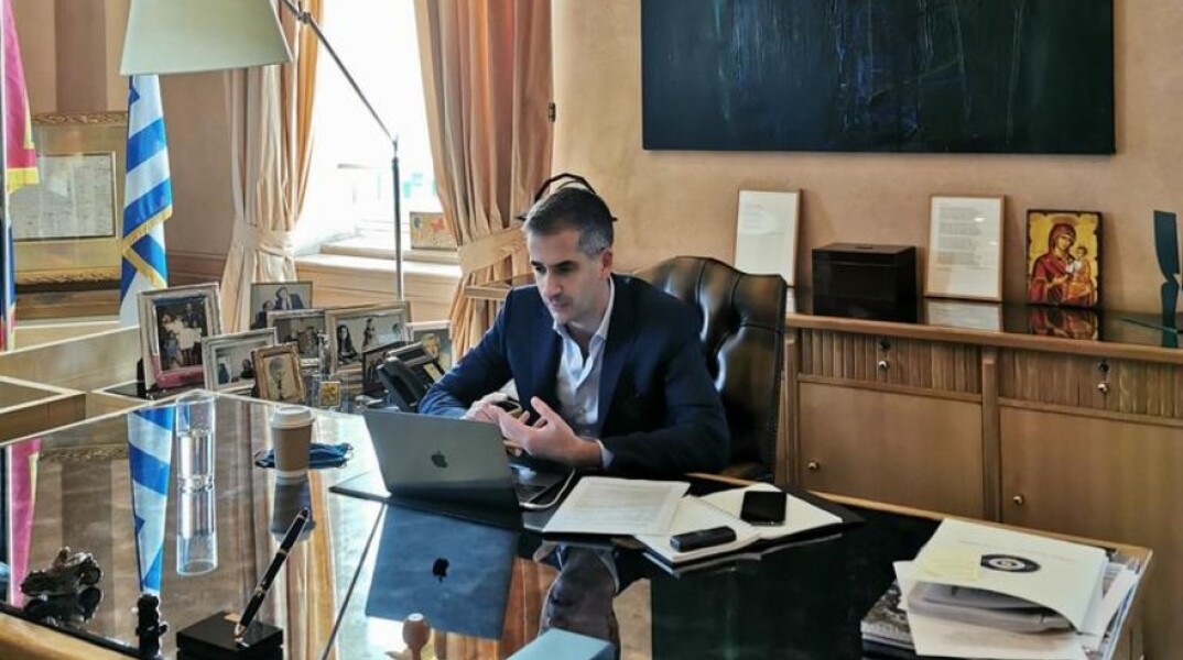 Ο δήμαρχος Αθηναίων, Κώστας Μπακογιάννης