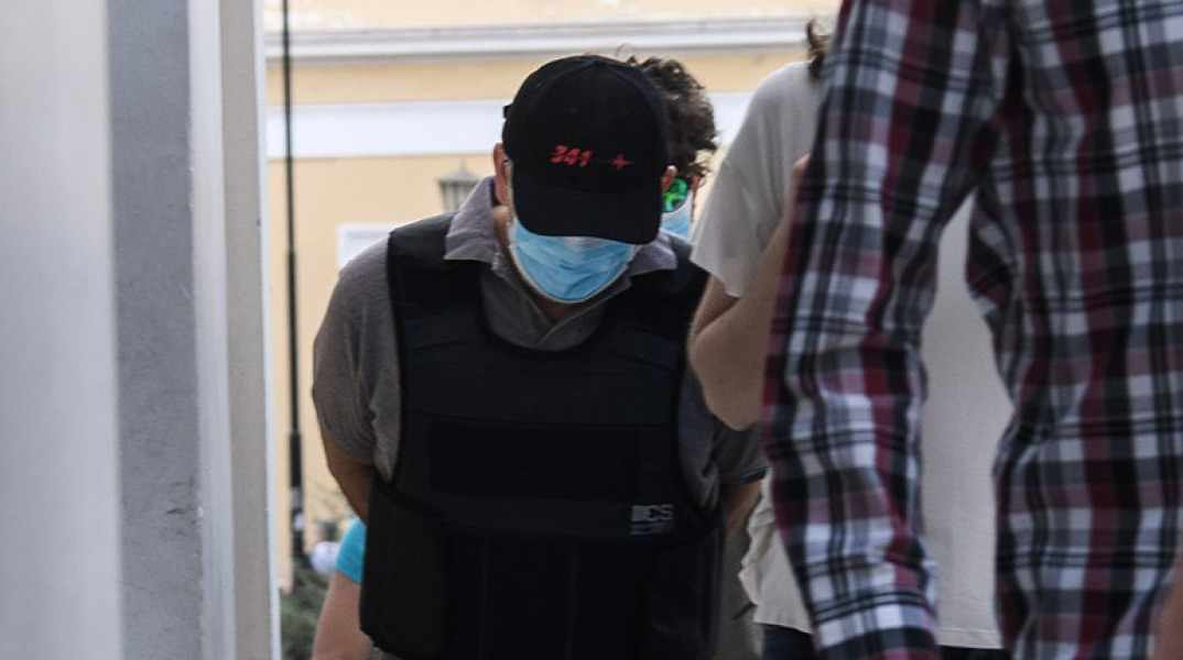 Στον ανακριτή ο «ψευτογιατρός»